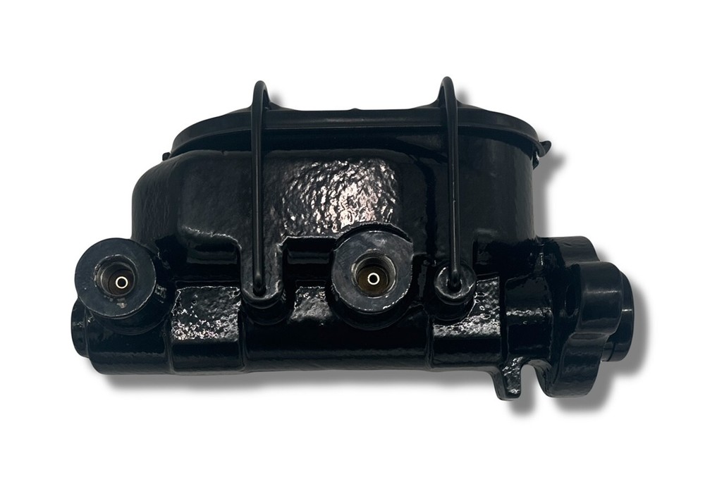 GM Master Cylinder with Disc/Disc Proportioning Black 1 1/8" Bore