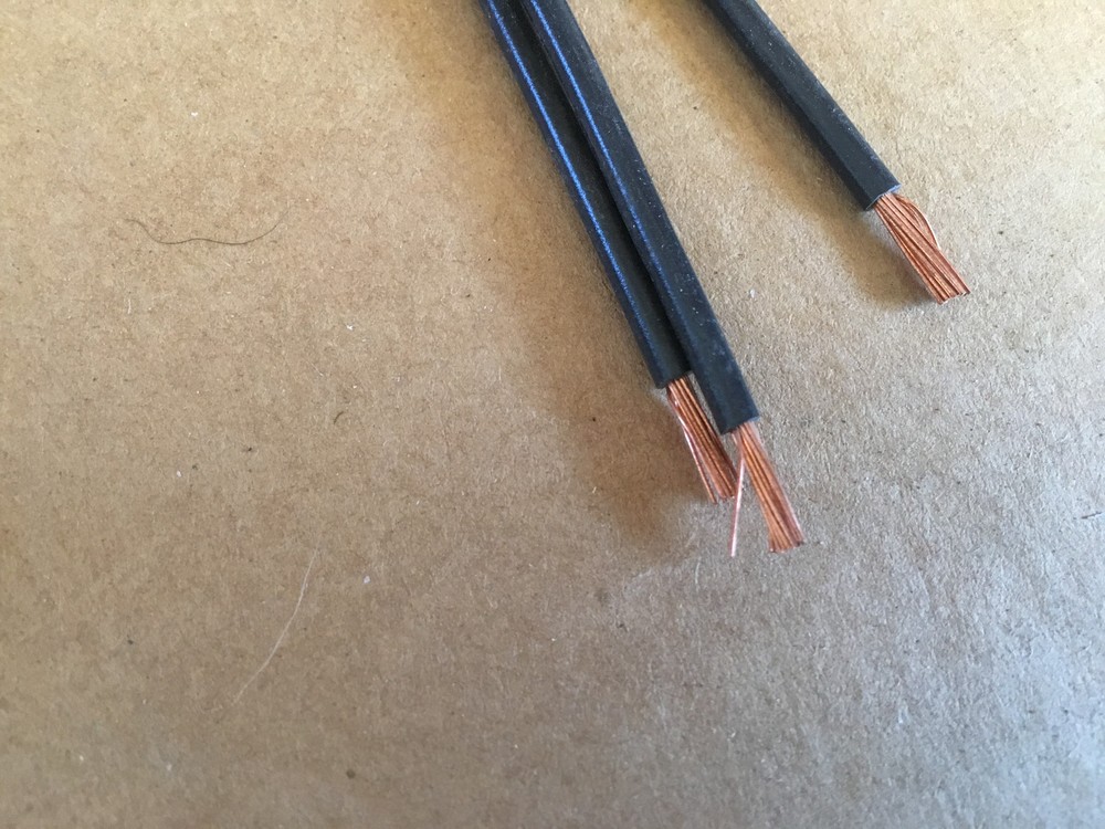 New Genuine Mack Part # CH3029 Connector 3 Wire Headlamp Light