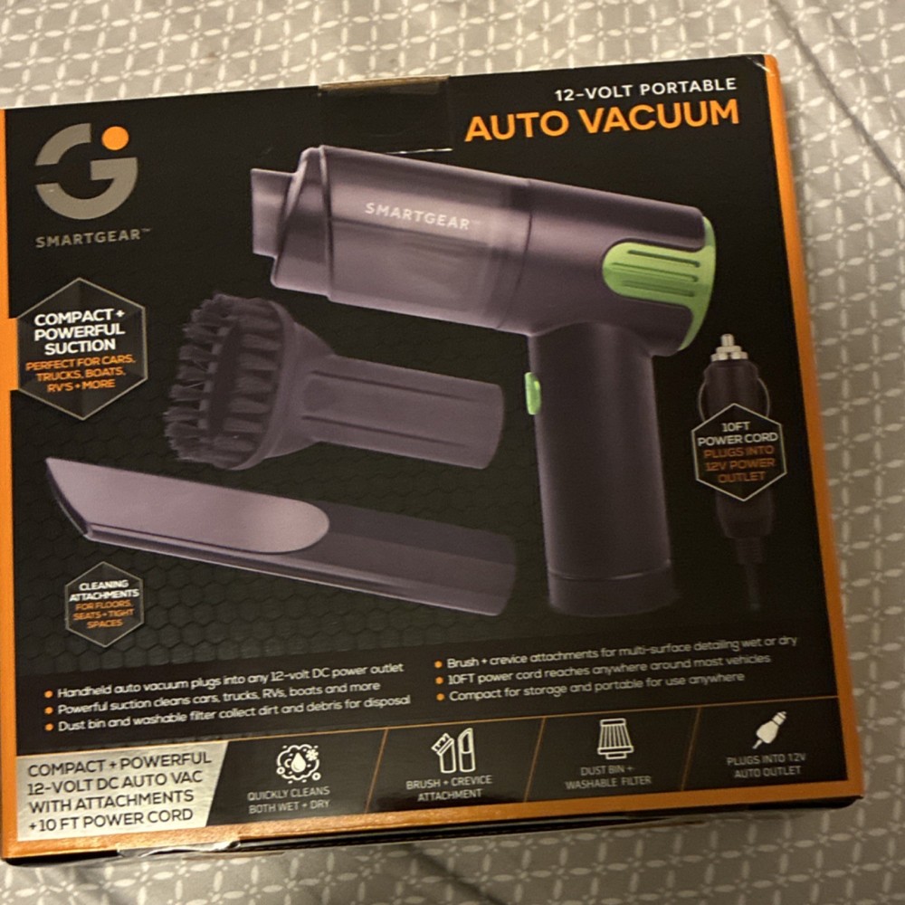 Smart GearPortable 12 Volt Auto Vacuum Cleaner