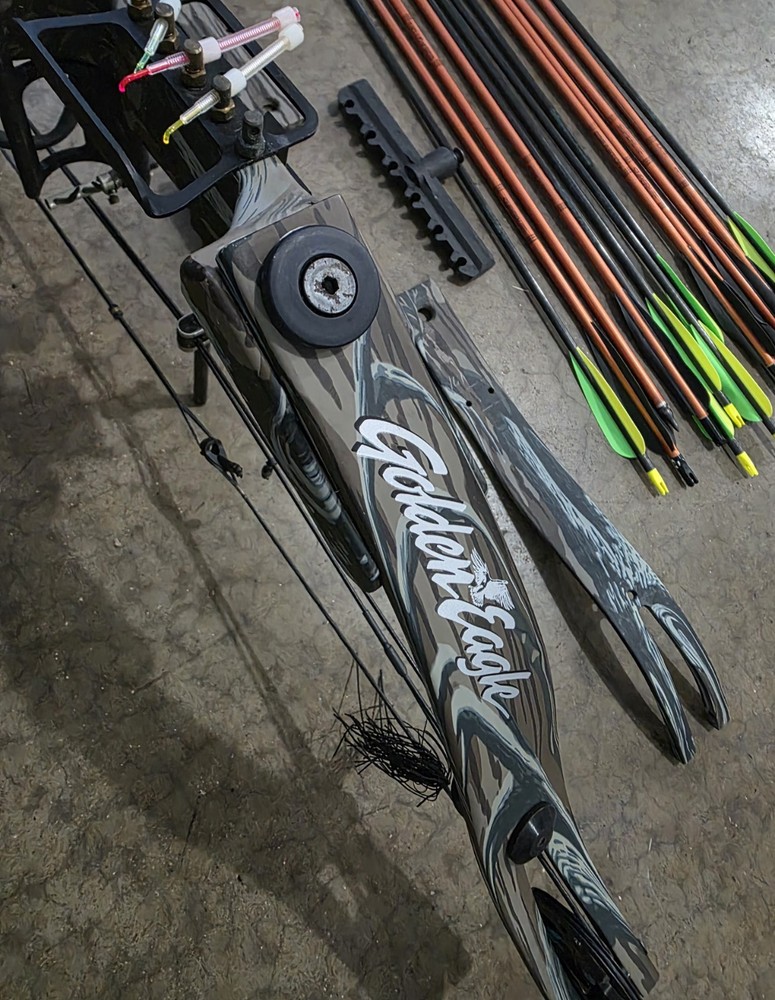 Golden Eagle Compound Bow with Arrows – Archery Good Condition.