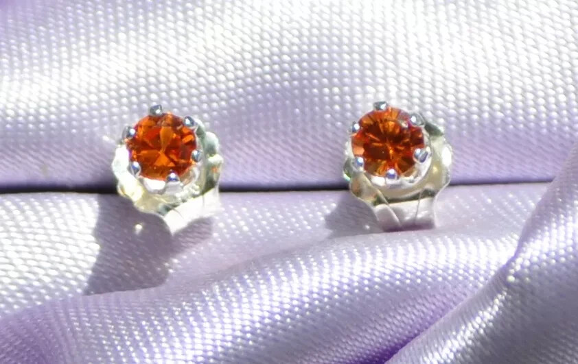 3MM ROUND ORANGE SAPPHIRE STUDS IN 925 STERLING SILVER