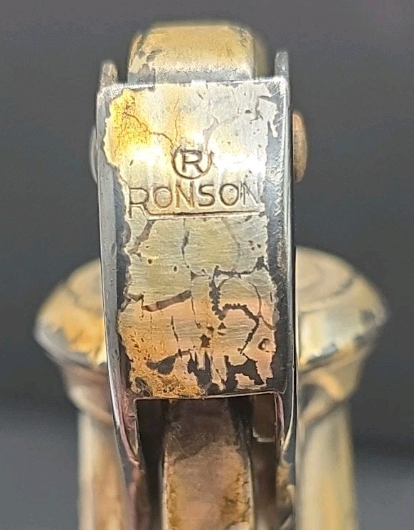 VINTAGE RONSON "DECANTER" TABLE LIGHTER