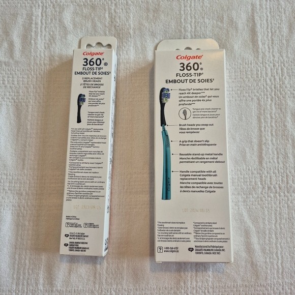 Colgate 360 soft 1 metal handle 2 replacement heads, plus 2 additional NWT