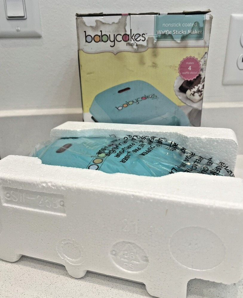New Babycakes Mini's Waffle Sticks Maker Blue Nonstick