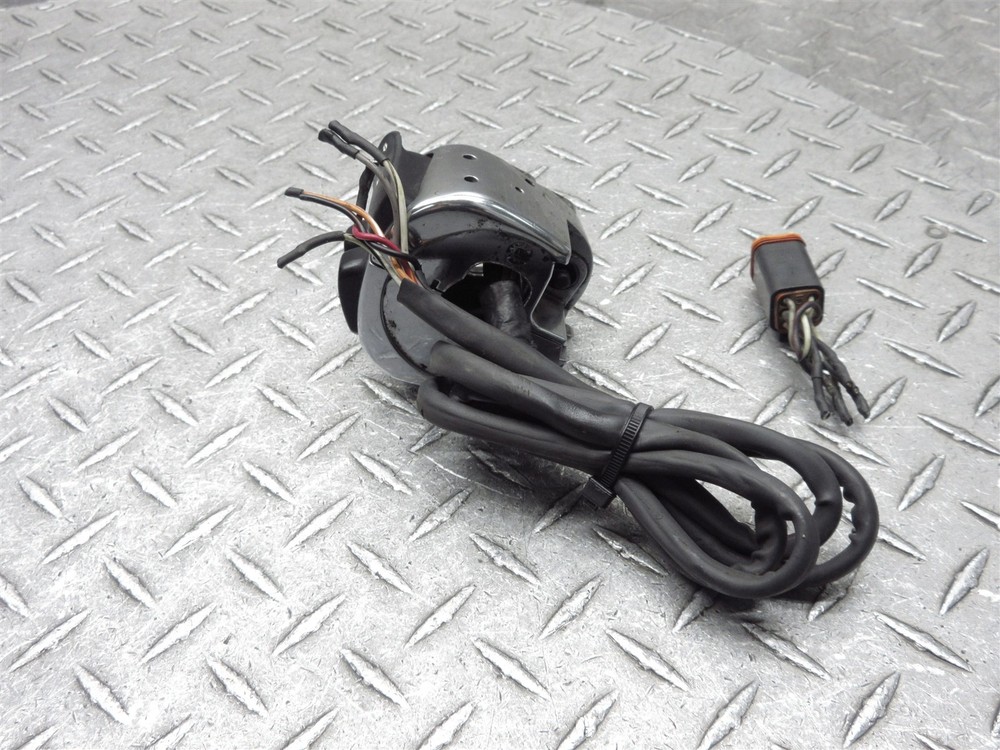 2004 04 Harley Davidson Heritage Softail Classic FLSTCI Right Handlebar Switch