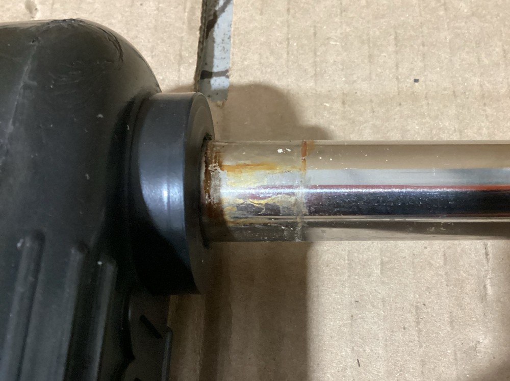 Windline Telescoping Over Platform Ladder TDL-3 ( Open Box / Rust )