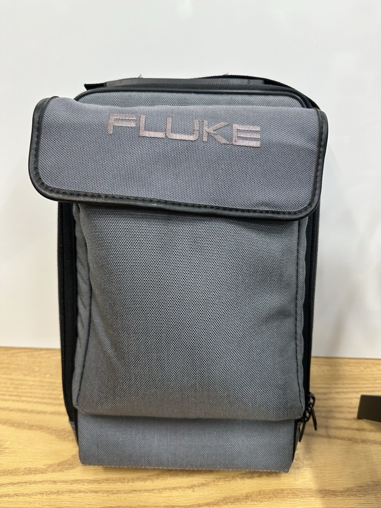 FLUKE 672 Ethernet LANmeter Network Analyzer W/ Bag Disk Adapter Powers UNTESTED