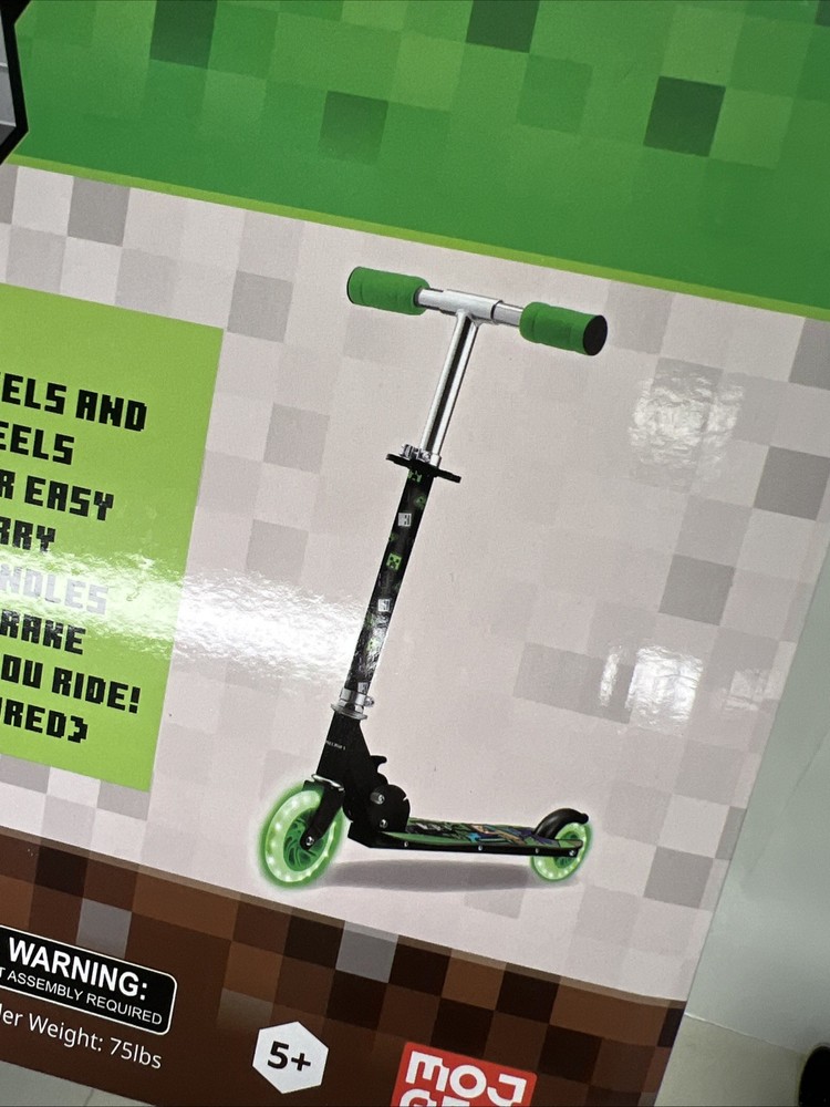 Minecraft 2 Wheel Kick Scooter with Light Up Wheels – Foldable, Non-Slip Deck...