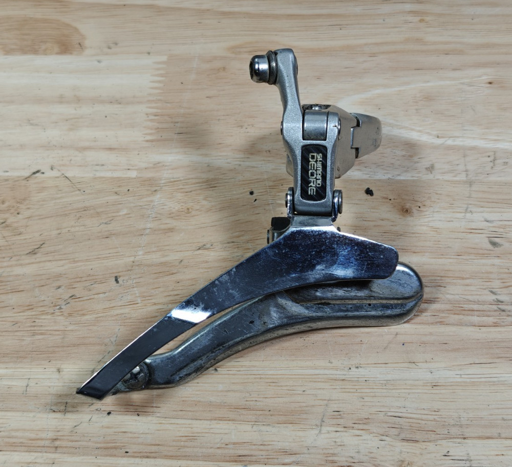 Vintage Shimano Deore FD-MT62 28.6mm Clamp Bottom Pull Derailleur
