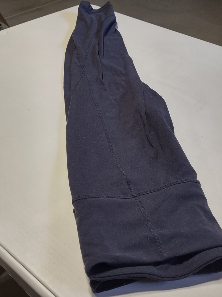 Athleta - Women's Active Wear Pants - Dark Blue - Medium