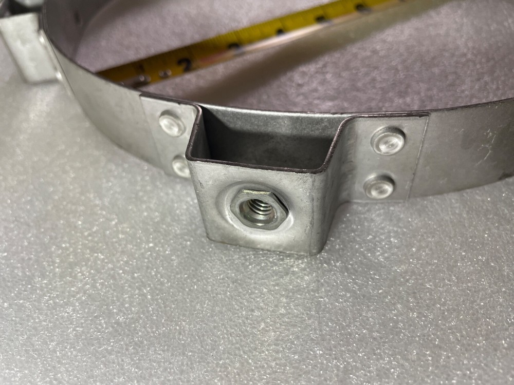 INTERNATIONAL 10" BRACKET CLAMP