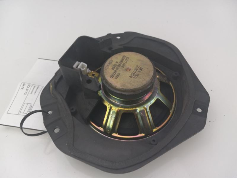 2002 - 2003 BUICK RENDEZVOUS FRONT RIGHT DOOR SPEAKER