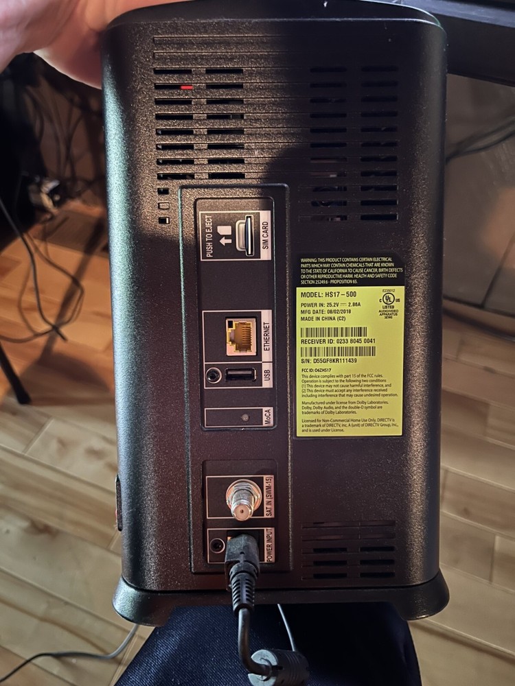 DirectTV Wireless Gini Mini and Receiver Model# HS17-500