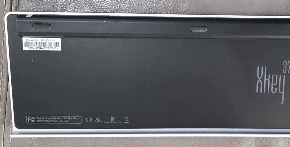 CME Xkey 37-Key USB Keyboard MIDI Controller and Case