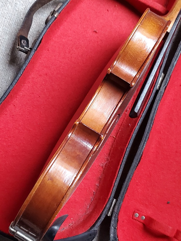 nicely flamed old 3/4 Violin violon