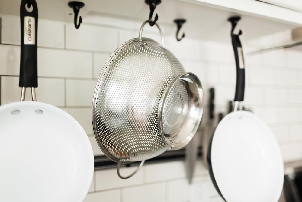 DLD Stainless Steel Micro-Perforated 5-Quart Colander - 5-Quart​​​​