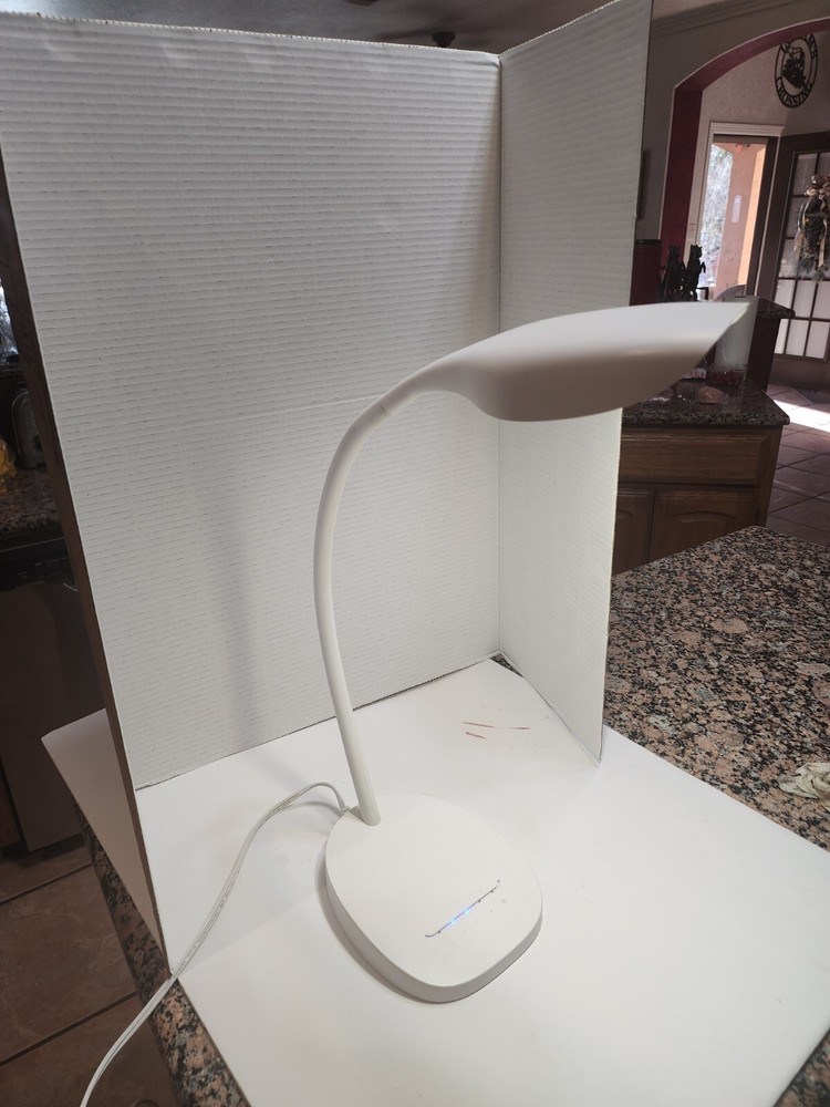 WHITE LED CONNECTOR TABLE DESK LAMP/ ADJUSTABLE / BRIGHT TOUCH SENSITIVE