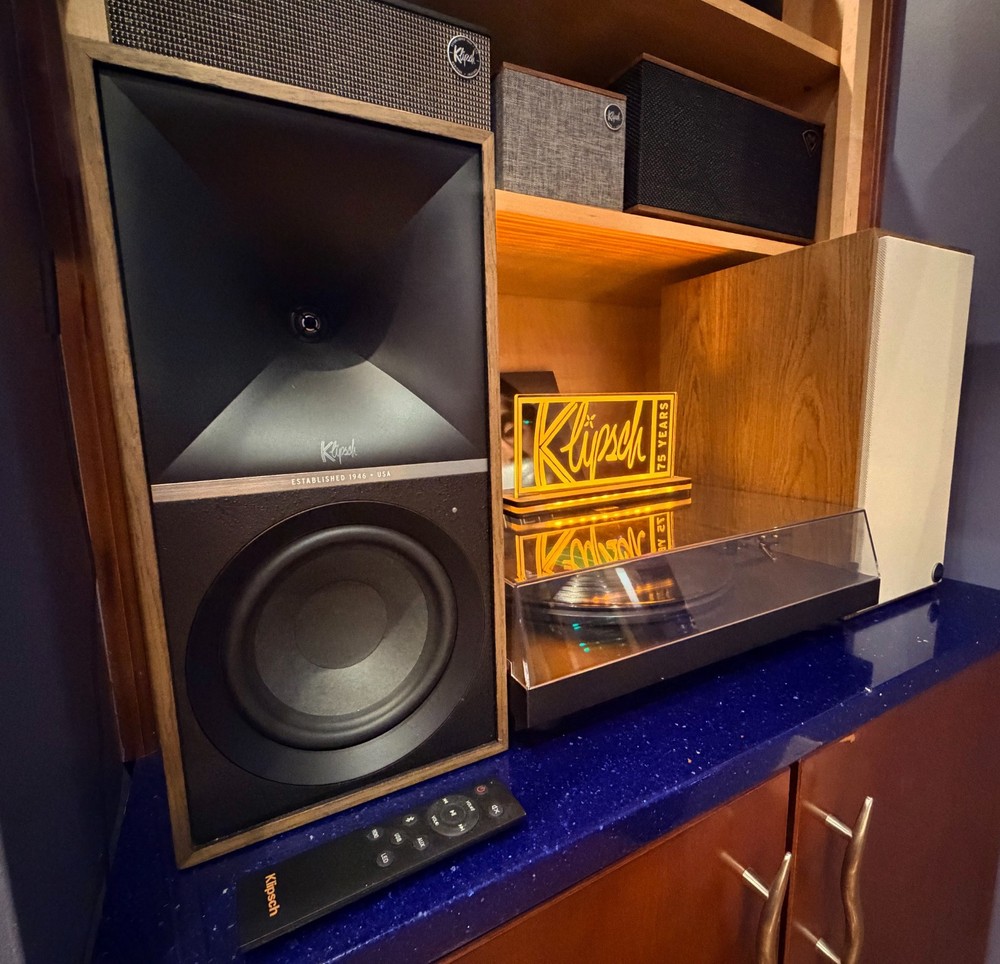 KLIPSCH The Sevens powered speakers (Walnut)