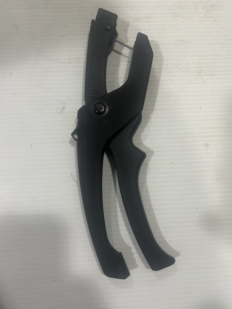 Z-Tag One Piece Tag Applicator