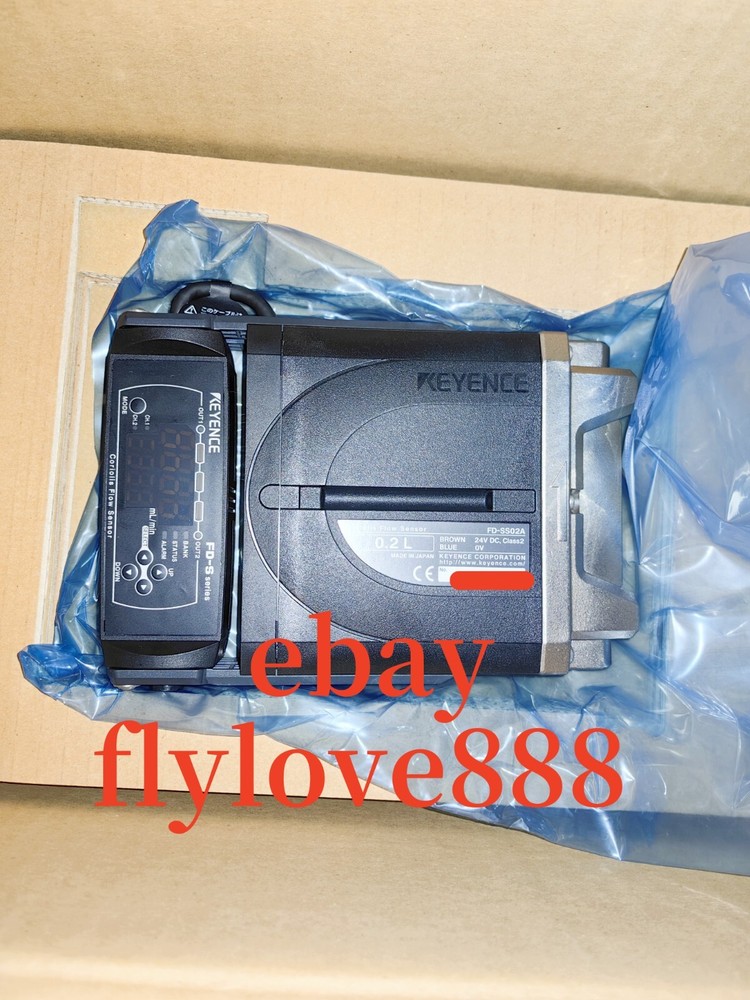 FD-SS02A KEYENCE Liquid flow meter brand new DHL
