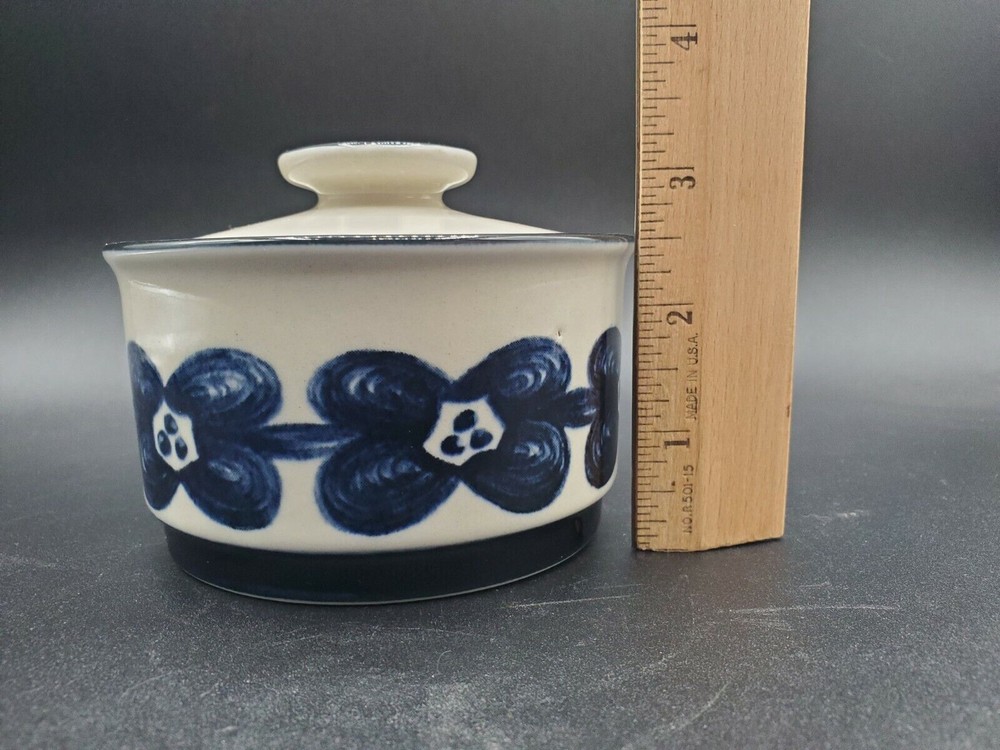 Sango Kalama Flower blue sugar dish