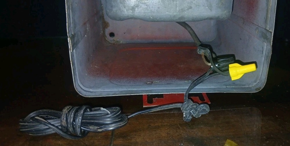 Agway Electric Fence Controller Model A30 Tested Working