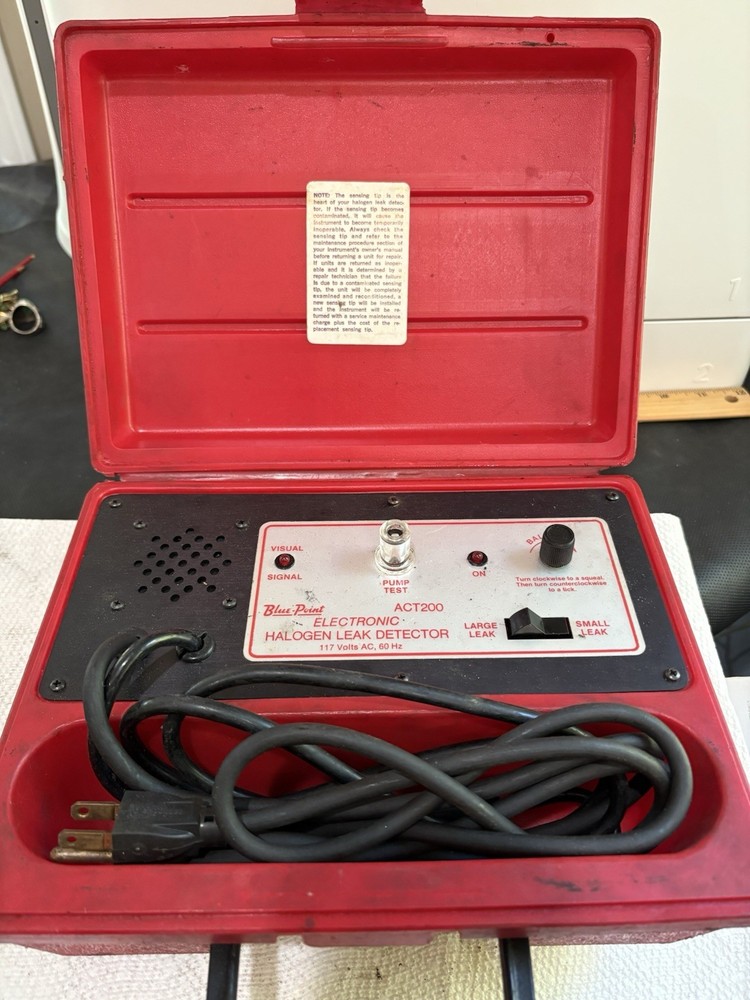 Blue Point ACT200 electronic halogen leak detector