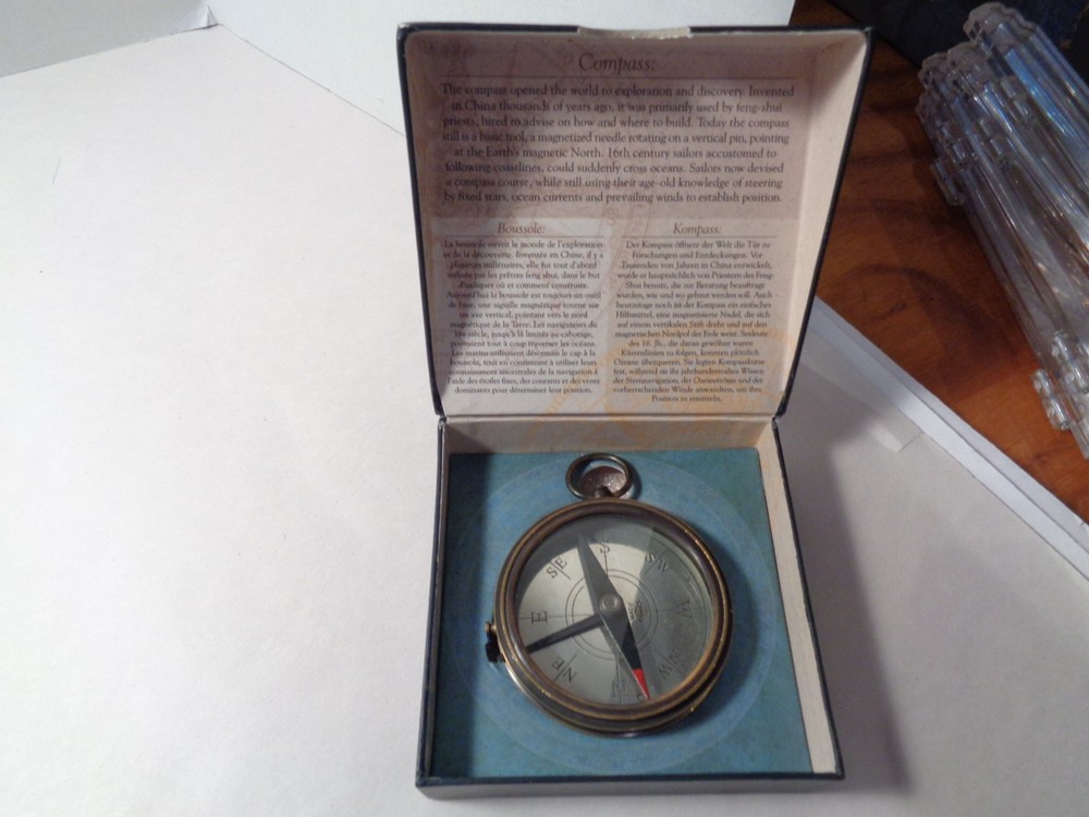 Victorian Trails Pocket Compass CO007 LN. NICE GIFT OR FOR USE! TESTED!!!!