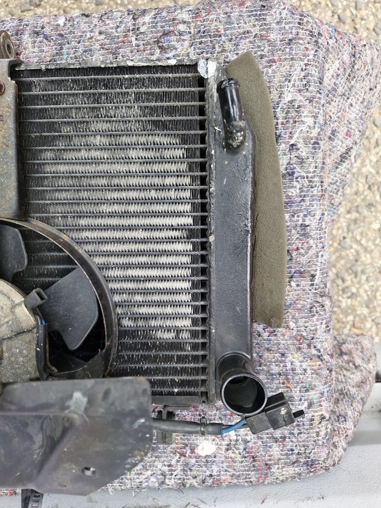 2001 YAMAHA R6 5EB RADIATOR