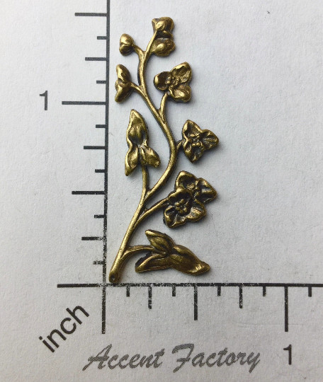 30373          Brass Oxidized Victorian Floral Spray Brass Finding