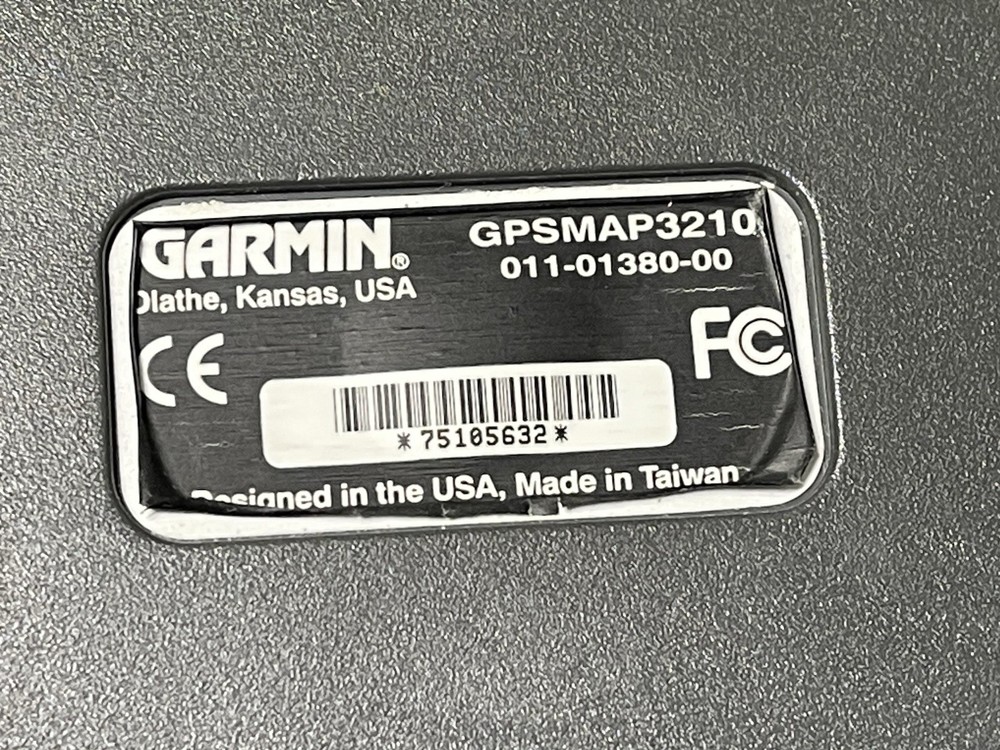Garmin GPSMAP 3210 Marine GPS Chartplotter