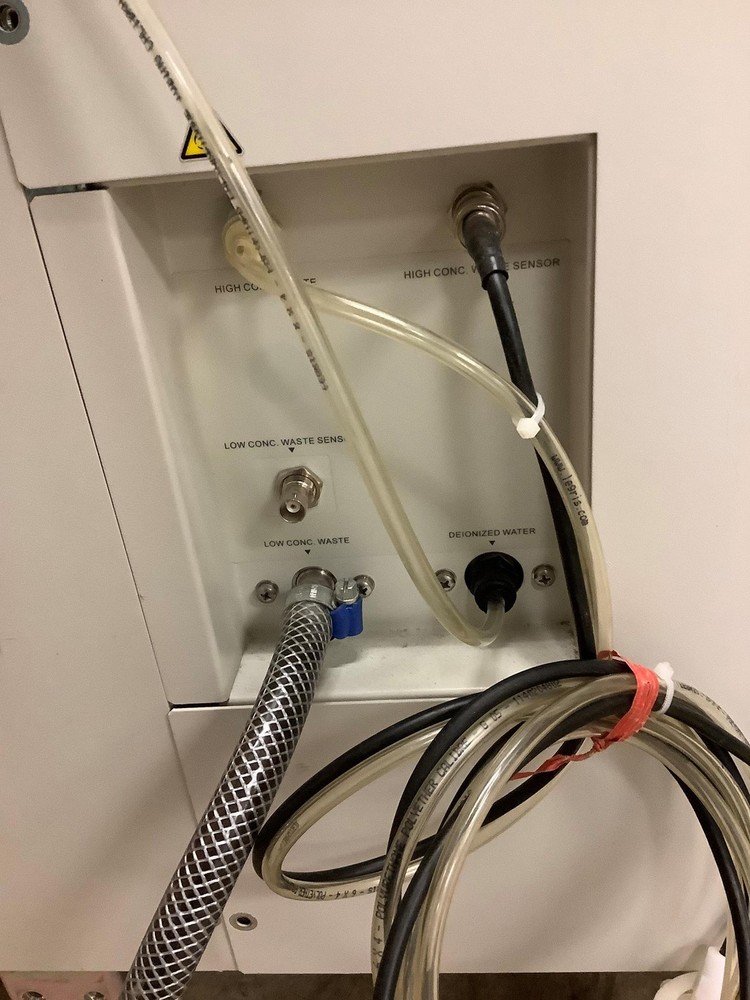 Mindray Shenzhen BS-480 Medium-High Volume Laboratory Chemistry Analyzer E8A