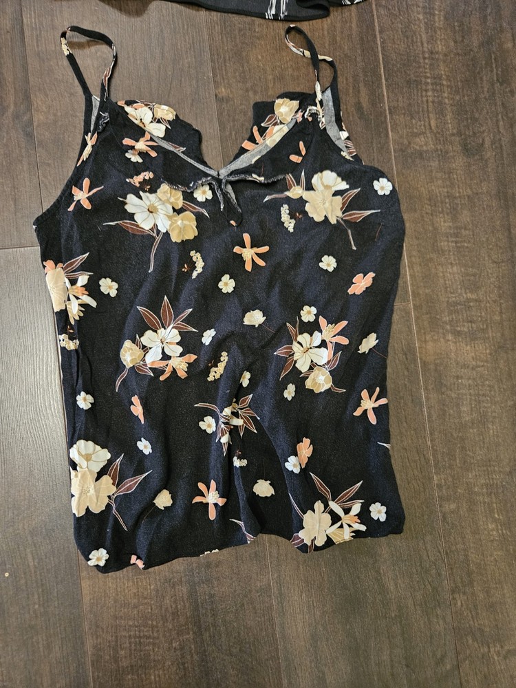 ⭐ (no.341) Size 8 Ladies Clothing Bundle top bundle Different Brands