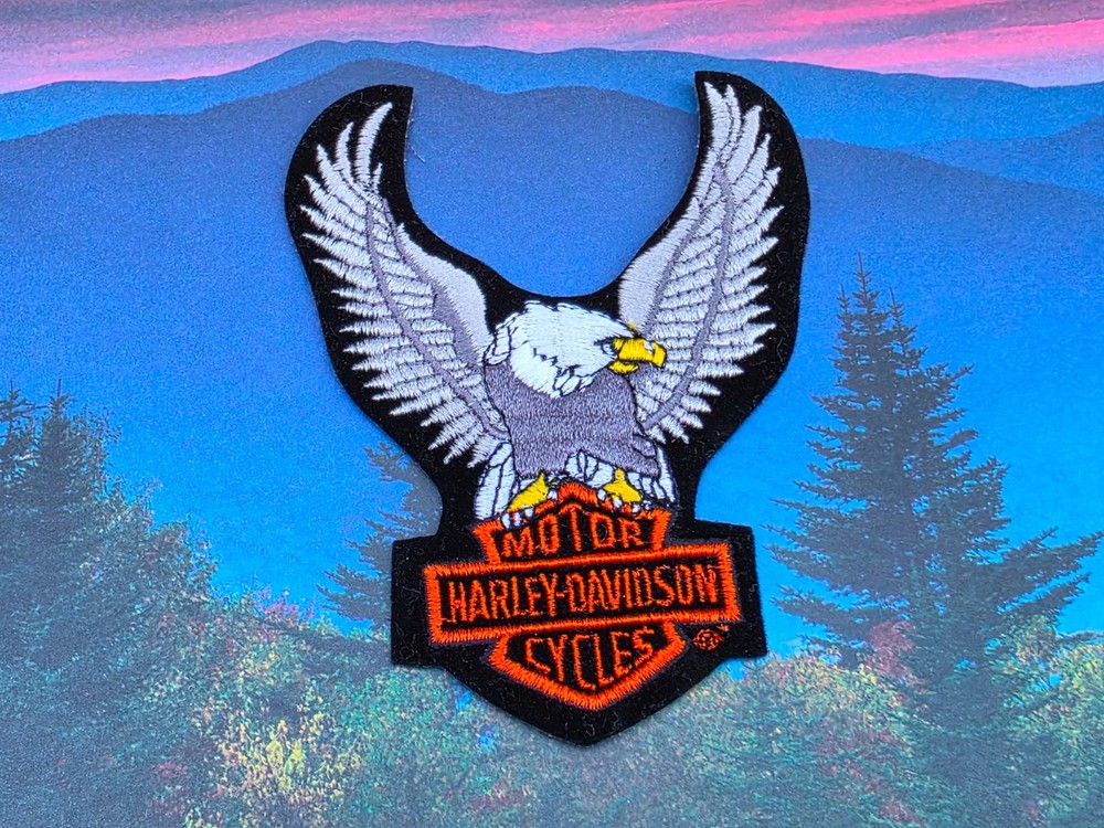 New Official Harley Davidson Motorcycle Upwing Silver Eagle Bar Shield Patch 5x4