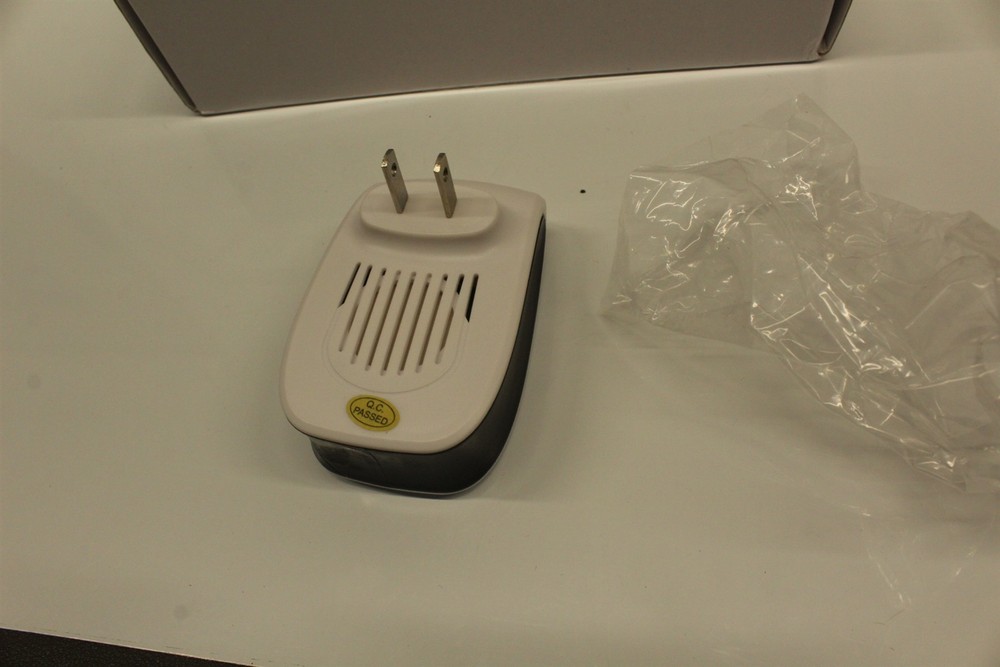 Electronic Pest Repeller Pack of 6