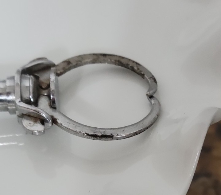 Vintage Chrome Sugar Cube (Ice Cube) Grabber with Bakelite bulb