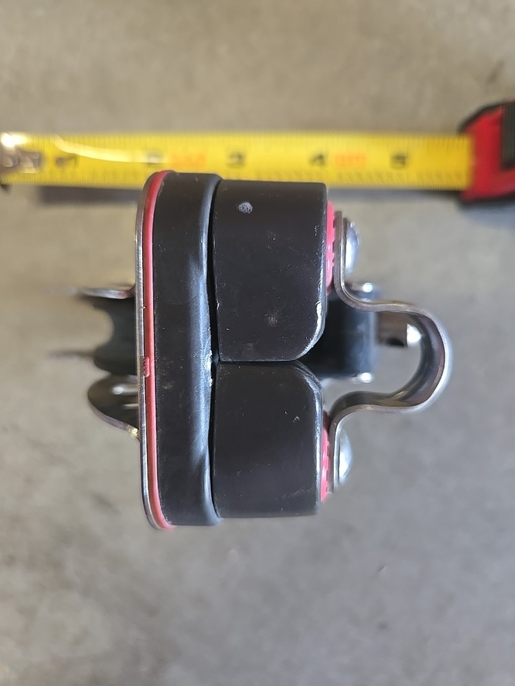 Harken Single Sheave Fiddle Block