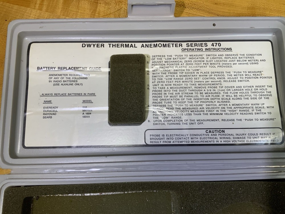 Dwyer 470-1 Thermal Anemometer W/ Probe, CASE