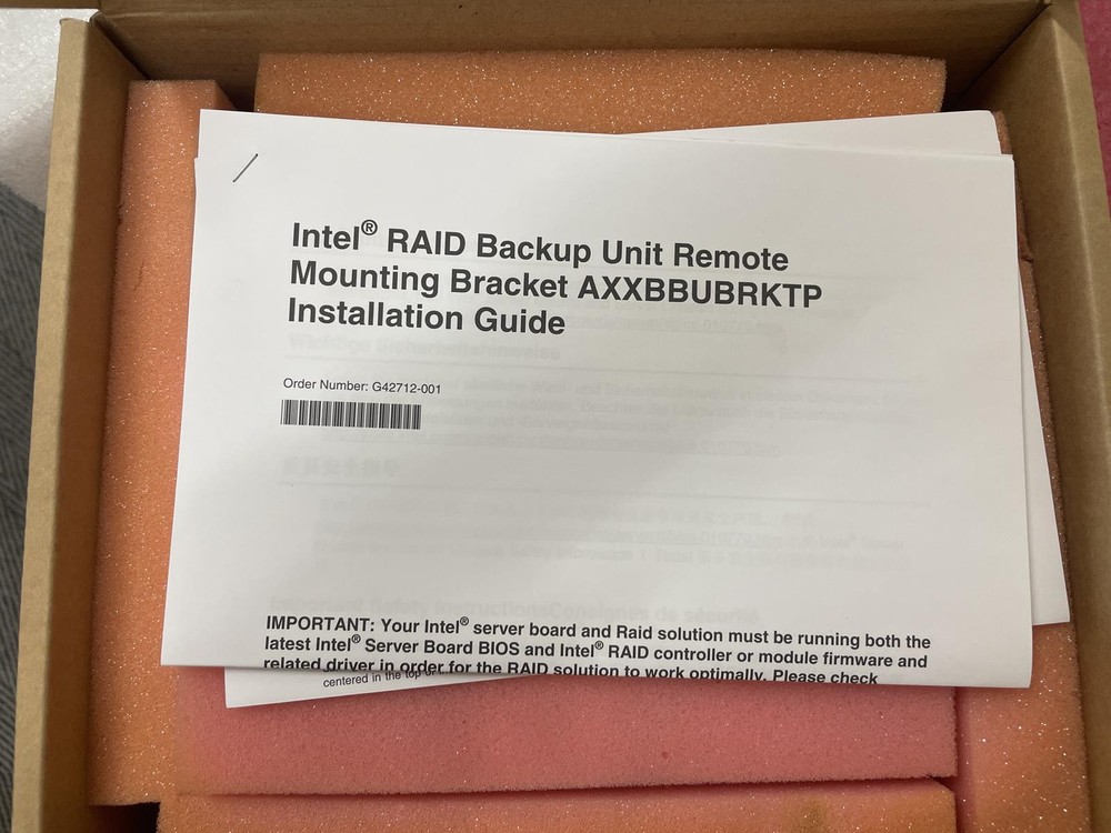 INTEL ACCESSORY AXXBBUBRKTP BACKUP UNIT PCI EXPRESS SLOT MOUNTING BRACKET