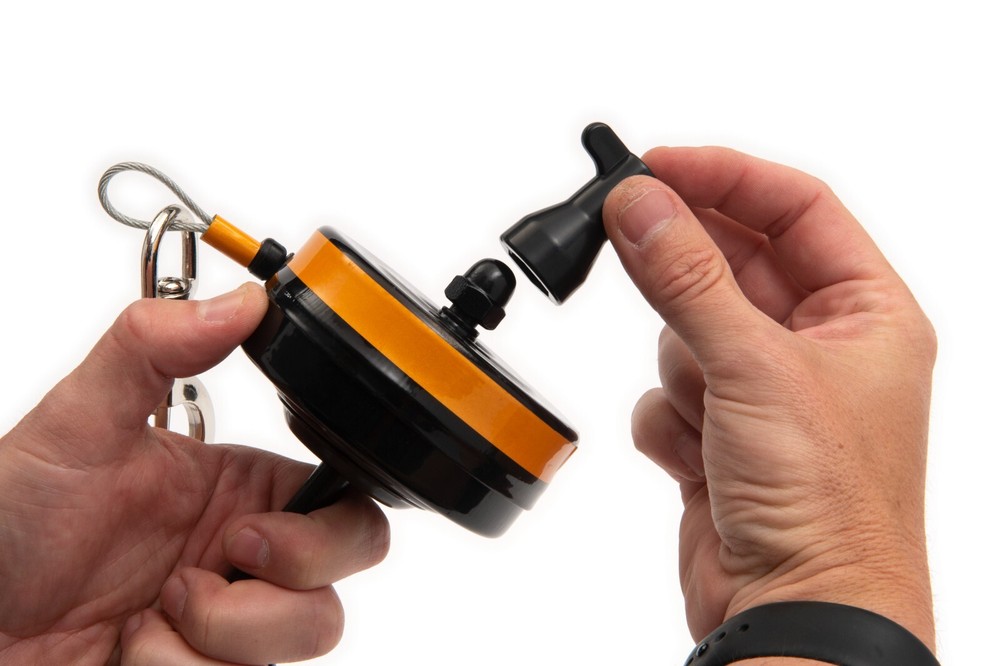 Lixit Retractable Stake Tie Out Small