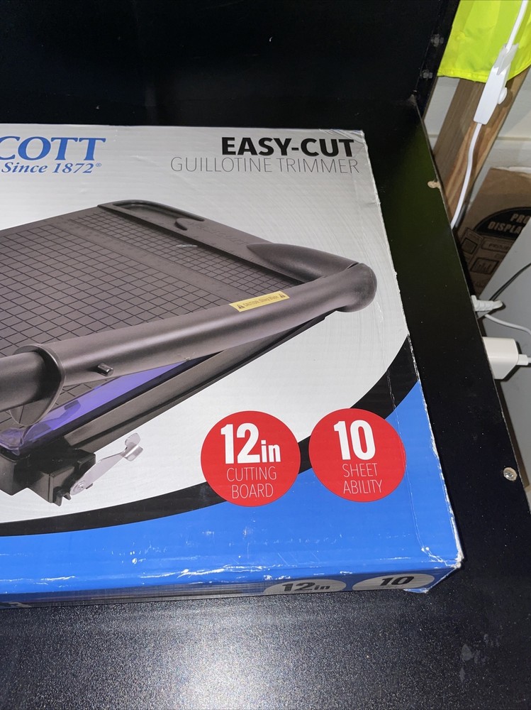 New Wescott EasyCut Guillotine trimmer, medium duty, with box