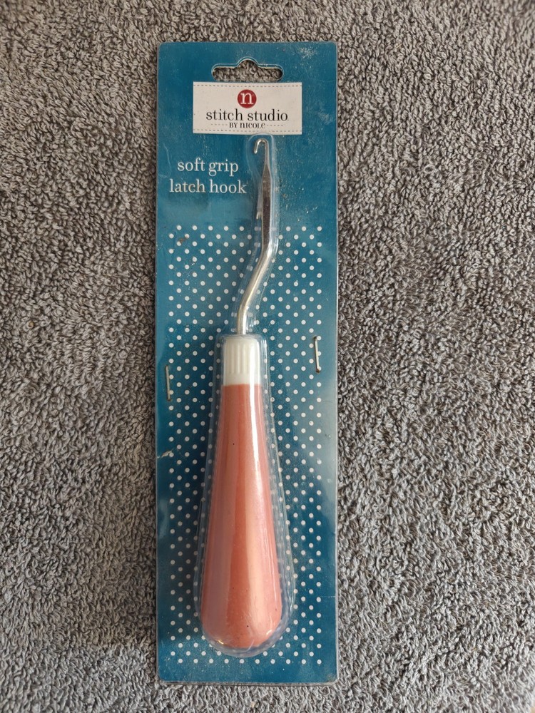 Stitch Studio Soft Grip Hook