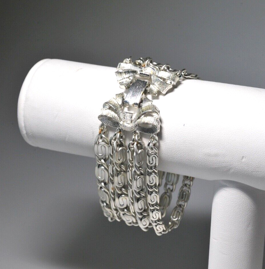 VTG signed Bracelet Lisner  layered  stack bow  clasp satin shiny  silver tone