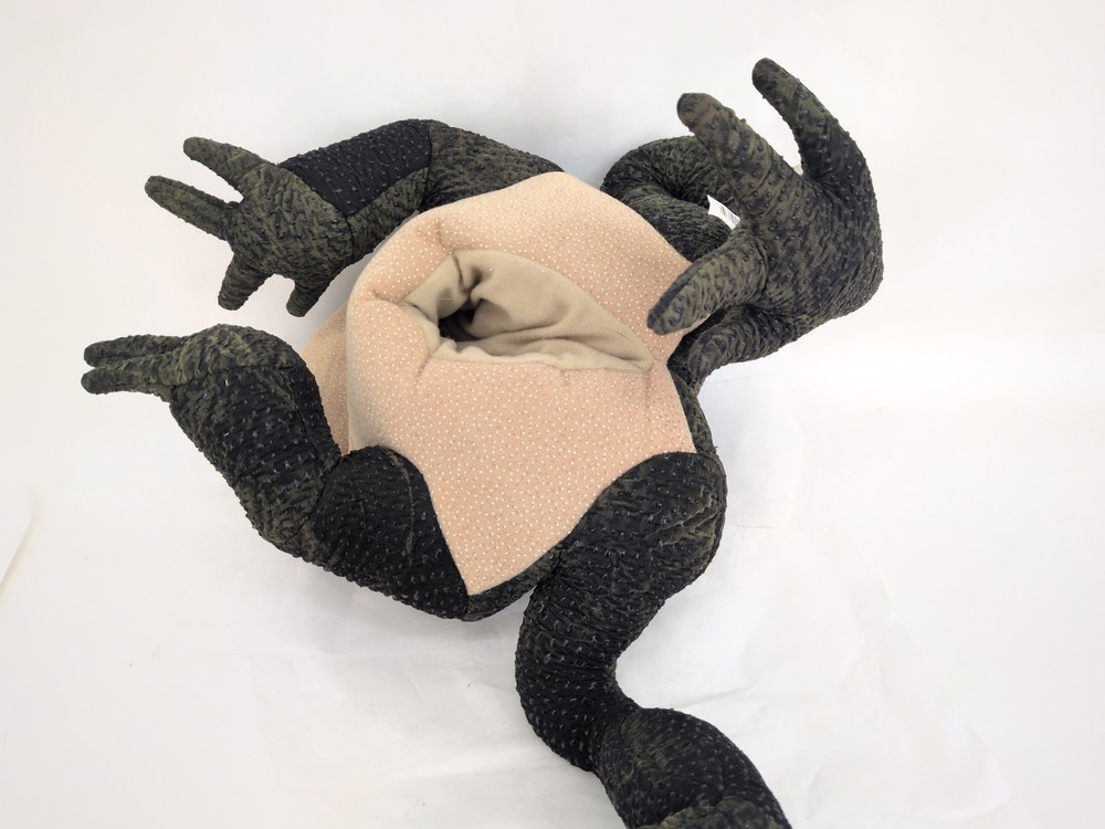 Folkmanis Frog Puppet Plush Toad Full Body Hand Puppet Bumpy Green Creative Play