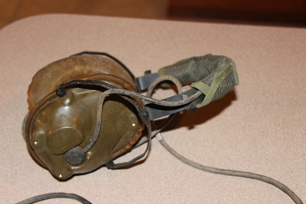 Vintage Military US Air Force Navy Headset Receiver