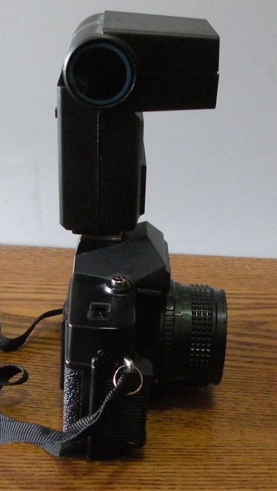 Minotex 2000 35MM camera with flash attachment and case in original box