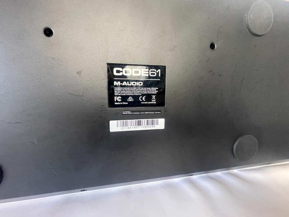 M-AUDIO CODE 61 MIDI Keyboard Controller 61-Key Tested Used from Japan