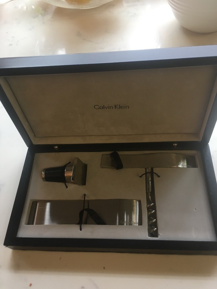 Calvin Klein Wine Gift Set Three Piece Set - NICE NEW