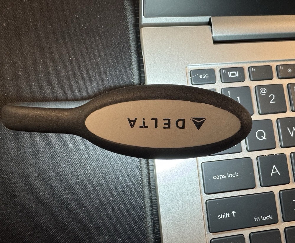 Delta Airlines Computer Light USB