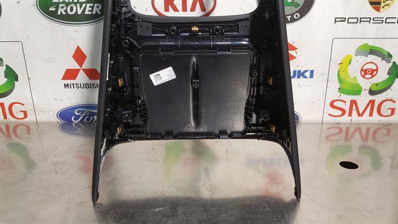 TESLA MODEL Y LONG RANGE 75DKWH CENTER CONSOLE PANEL